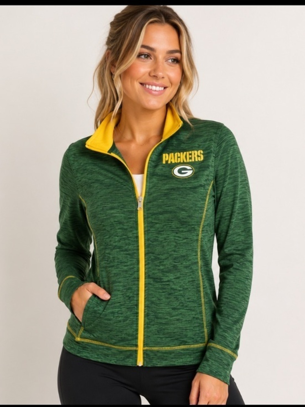 Green Bay Packers Full Zip Athletic Jacket Youth XL (15/17) Fits Women’s S